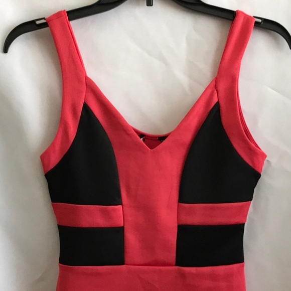 NEW GUESS ANITA DRESS SZ XS - Picture 3 of 5